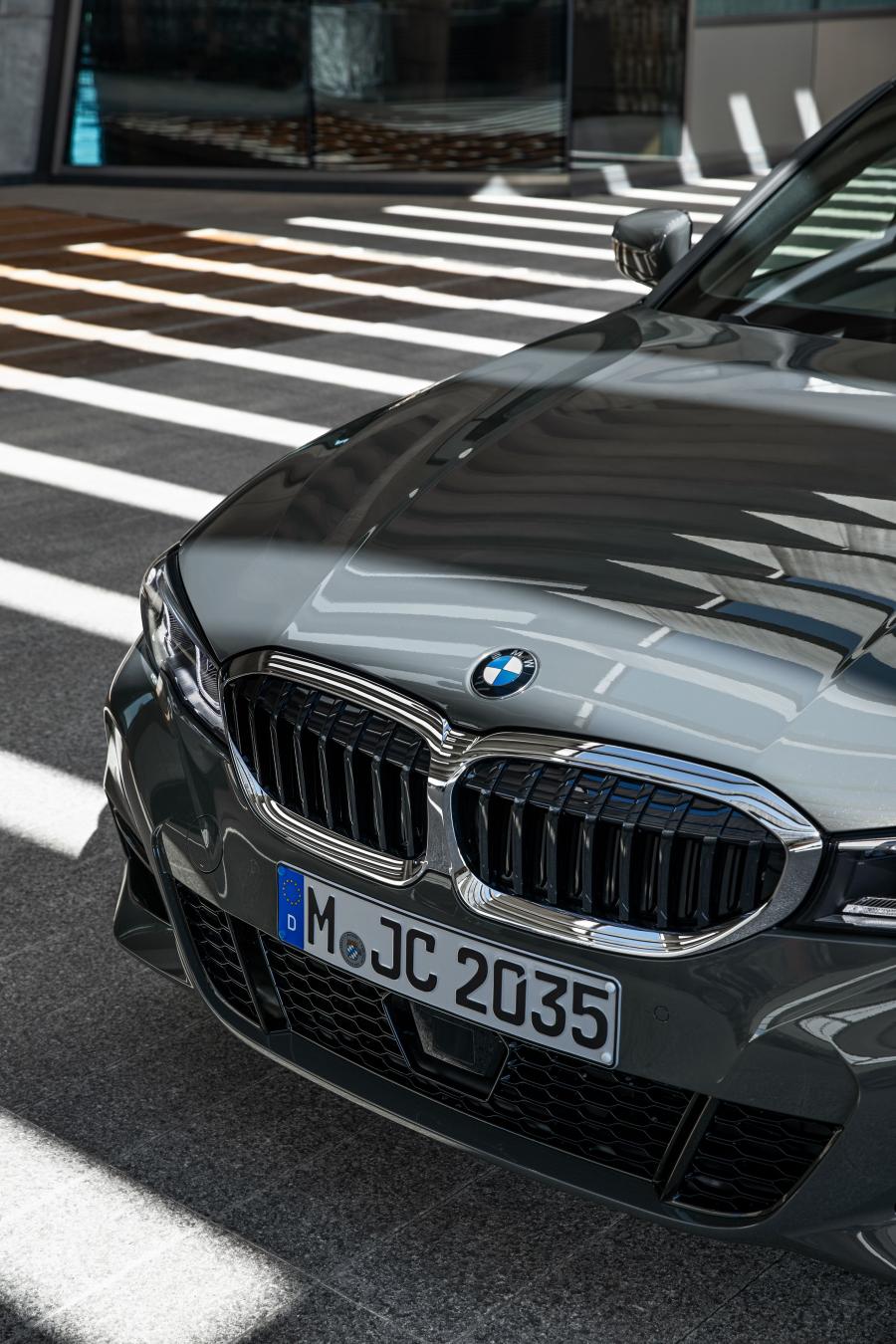 Детали экстерьера BMW 330i Touring M Sport (G21) 2019 года  (WW) (фото 72 из 93)